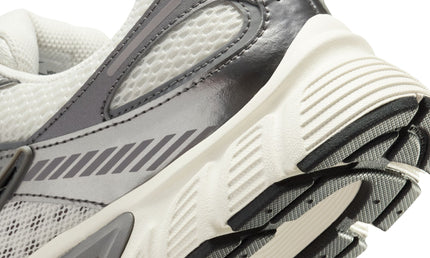 Nike Mens V5 Rnr - Phantom/Black