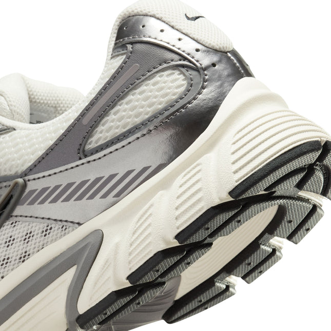 Nike Mens V5 Rnr - Phantom/Black