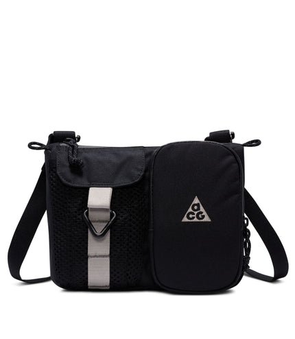 Nike Adult Unisex ACG "Daymax" Cross-body Bag - Black