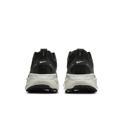 Nike Mens Vomero 18 - Black/White