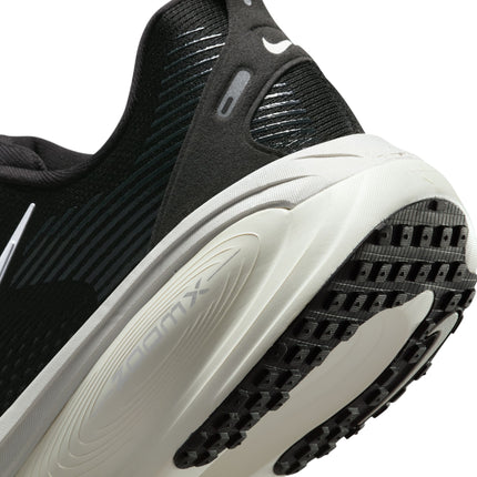 Nike Mens Vomero 18 - Black/White