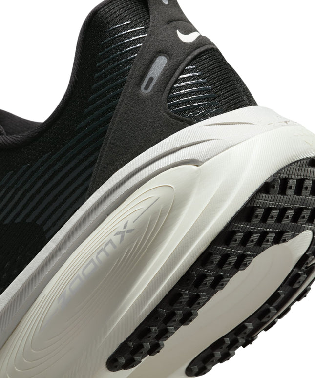 Nike Mens Vomero 18 - Black/White