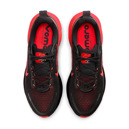 Nike Mens Vomero 18 - Black/Bright Crimson