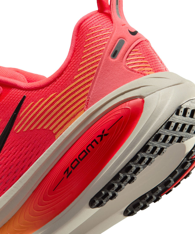 Nike Womens Vomero 18 - Hot Lava