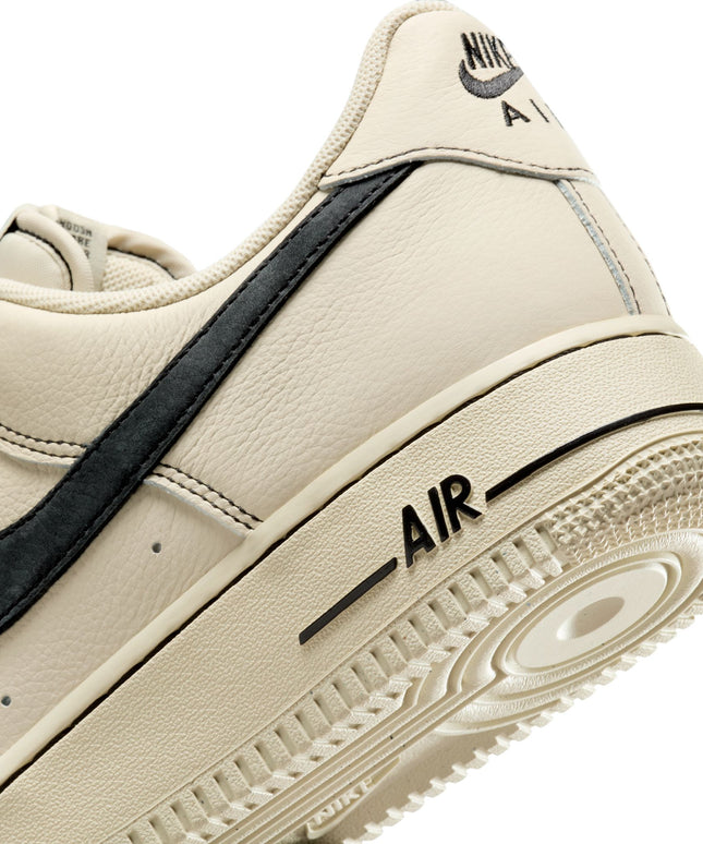 Nike Mens Air Force 1 '07 LV8 - Light Khaki