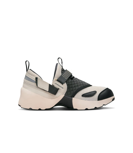 Air Jordan Womens Trunner LX - Orewood Brown