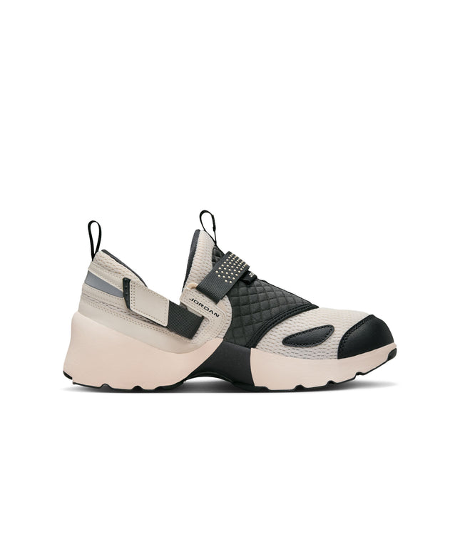 Air Jordan Womens Trunner LX - Orewood Brown