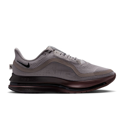 Nike Pegasus Premium sneaker in College Grey and Light Redwood, featuring a textured knit upper and ZoomX foam sole.