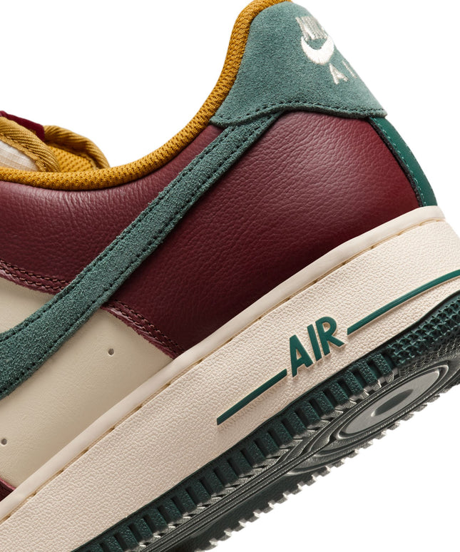 Nike Air Force 1 Low para hombre - Rojo/Verde