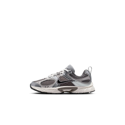 Nike (Ps) V5 Runner - Cave Stone