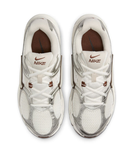 Nike MUJER Nike V5 RNR SAIL/LT OREWOOD BRN-FAUNA BROWN-PHANTOM
