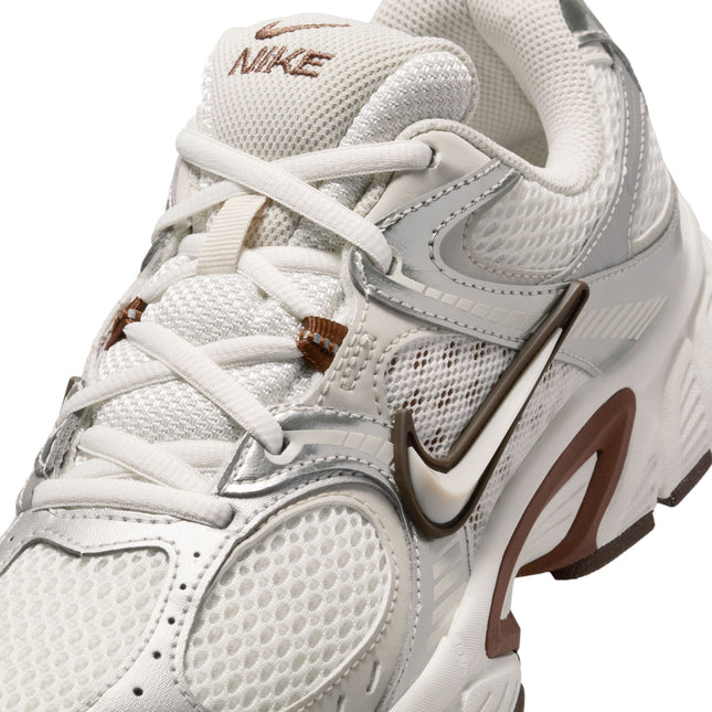 Nike MUJER Nike V5 RNR SAIL/LT OREWOOD BRN-FAUNA BROWN-PHANTOM