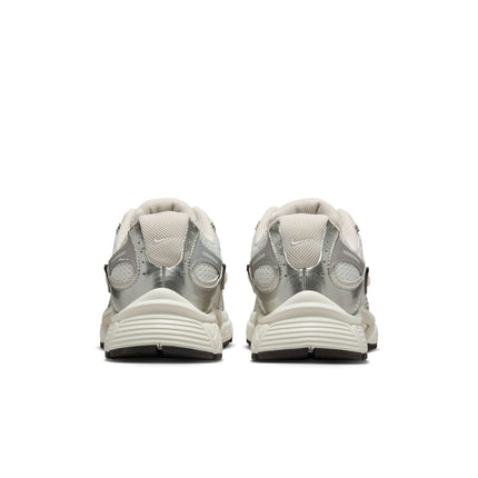 Nike Womens V5 Runner - Summit White