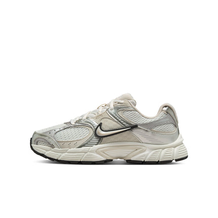 Nike Womens V5 Runner - Summit White