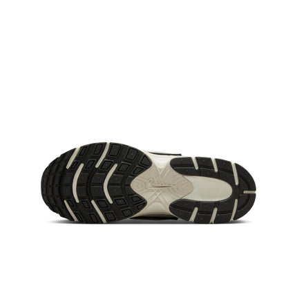 Nike Womens V5 Runner - Summit White