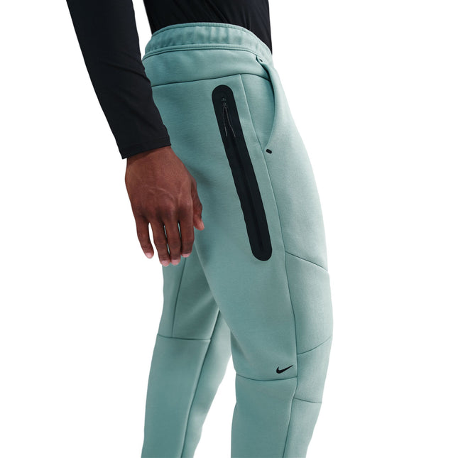 Nike Men's Tech Fleece Joggers - Cannon