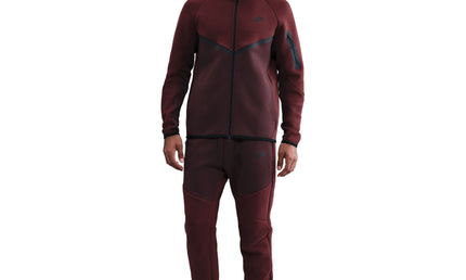 Nike Men's Tech Fleece Joggers - Dark Team Red