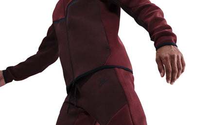 Nike Men's Tech Fleece Joggers - Dark Team Red