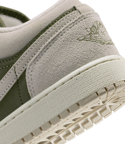 Air Jordan Big Kids 1 Low SE - Medium Olive