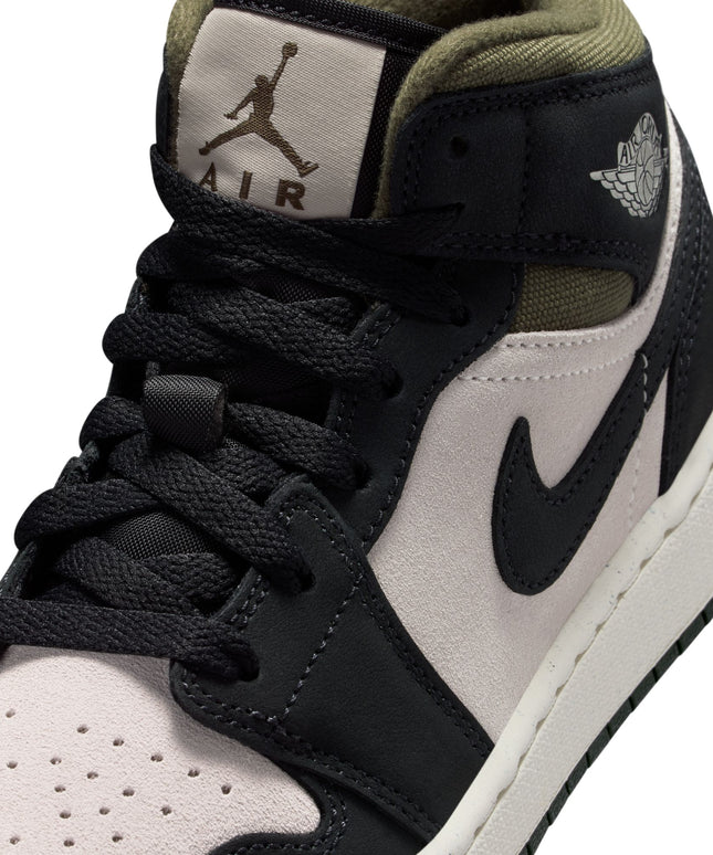 Air Jordan Big Kids 1 Mid- Light Orewood Brown
