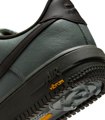 Nike Mens Air Force 1 GTX Vibram - Clay Green