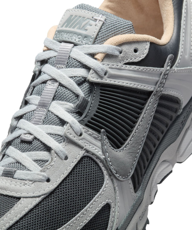 Nike Zoom Vomero 5 para hombre - Gris humo
