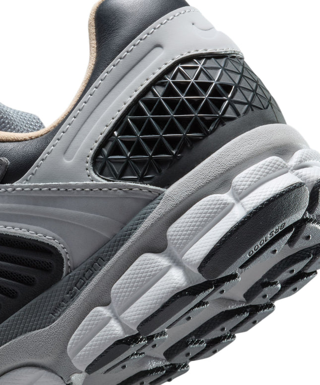 Nike Mens Zoom Vomero 5 - Smoke Grey