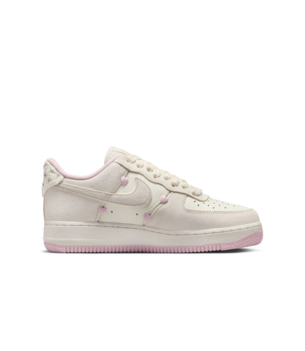 Nike Womens Air Force 1 ’07 LX - Valentine's Day