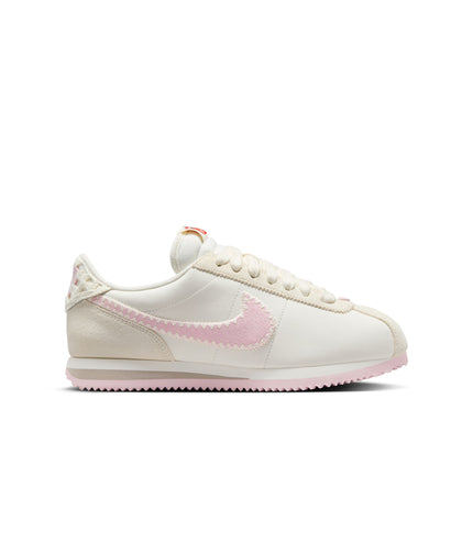 Nike Womens Cortez - Sail/Pink Foam