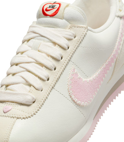 Nike Womens Cortez - Sail/Pink Foam