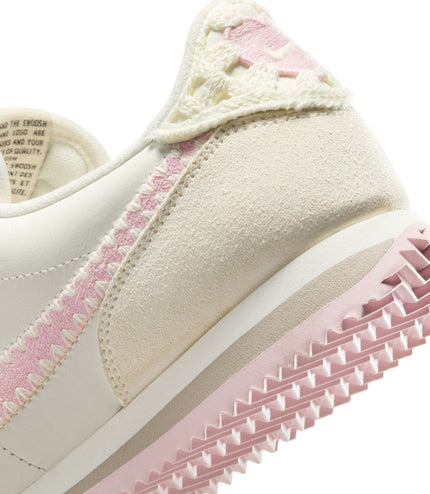 Nike Womens Cortez - Sail/Pink Foam