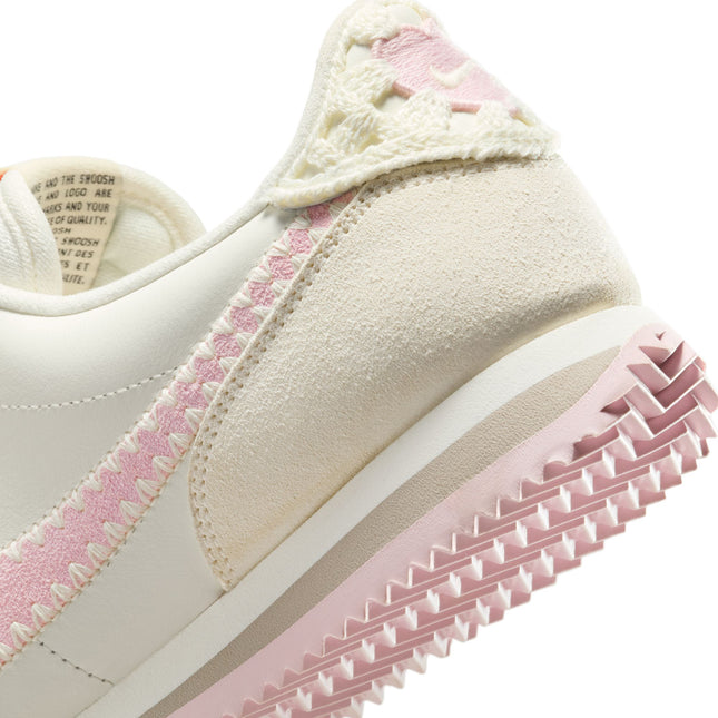 Nike Womens Cortez - Sail/Pink Foam