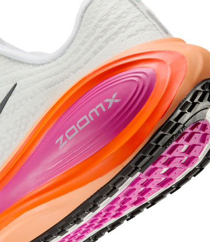 Nike Womens Vomero Plus - White/Fire Pink
