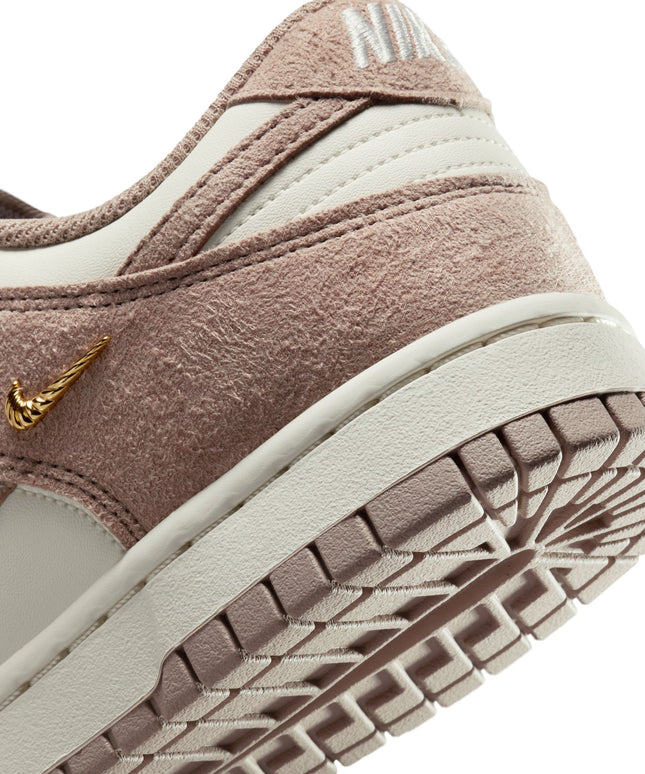 Nike Womens Dunk Low - Sail