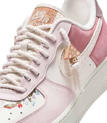 Nike Air Force 1 '07 LX para mujer, color vela/vela-vela-rosa perla 