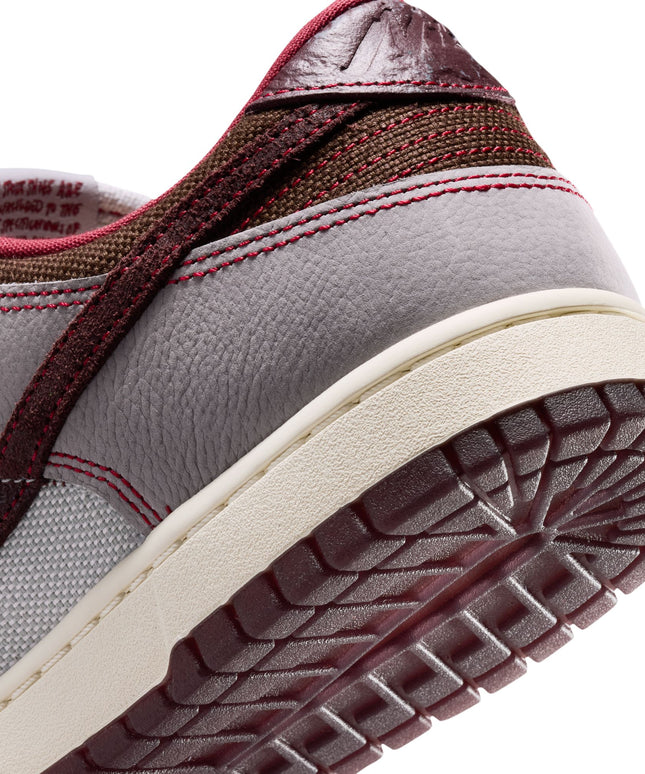 Nike Mens Dunk Low Retro SE - Pure Platinum