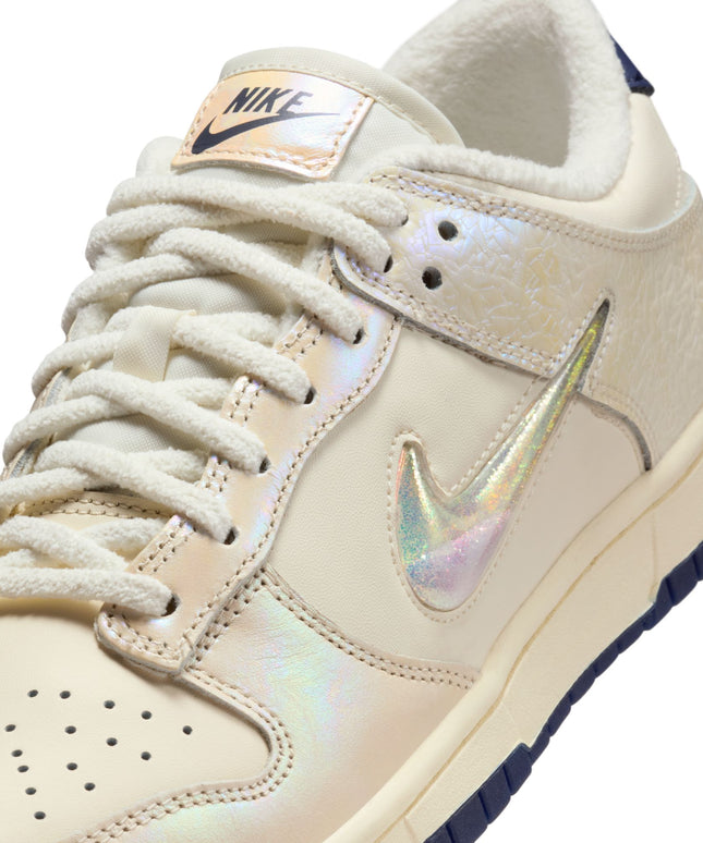 Nike Womens Dunk Low - Soft Pearl