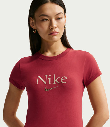 Nike Womens Cropped Tee - Crimson