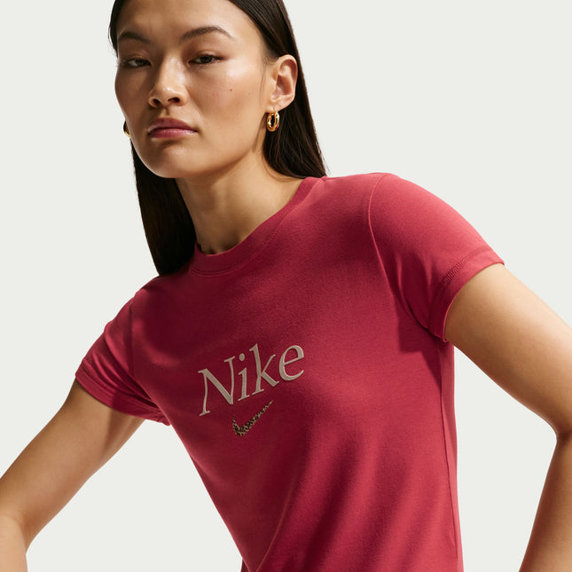Nike Womens Cropped Tee - Crimson