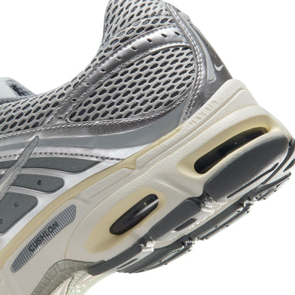 Nike MENS Nike Air Max Moto 2K LT SMOKE GREY/SAIL-COOL GREY
