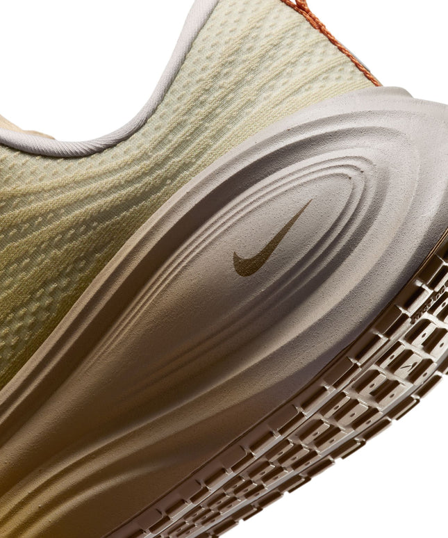 Nike Mens Vomero Plus - Cheat Day