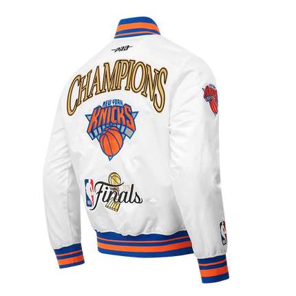 Pro Standard NY Knicks Champs Satin Jacket - White