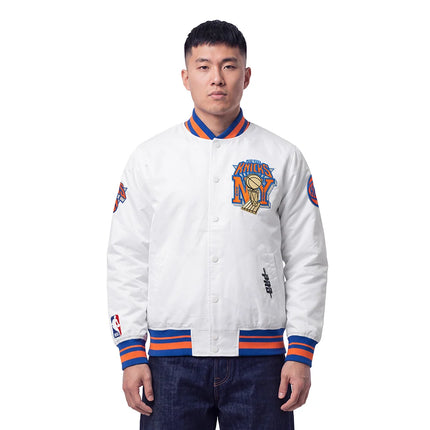 Pro Standard NY Knicks Champs Satin Jacket - White