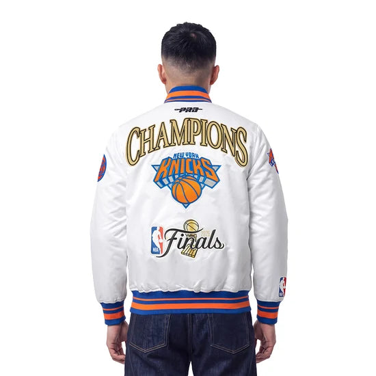 Pro Standard NY Knicks Champs Satin Jacket - White