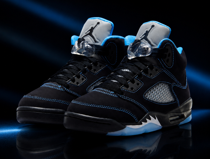 aj5 Black Carolina