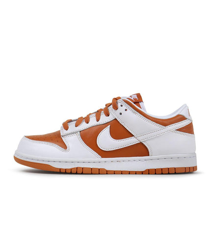 NIKE MENS DUNK LOW - DARK CURRY NIKE