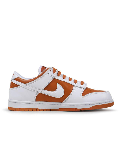 NIKE MENS DUNK LOW - DARK CURRY NIKE