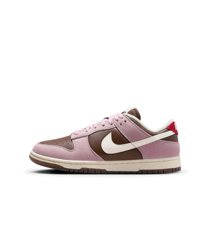 Nike Womens Dunk Low - Cacao Wow/Pale Ivory-Pink