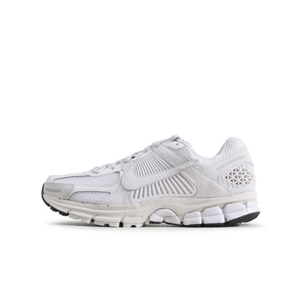 NIKE WMNS ZOOM VOMERO 5 - TRIPLE WHITE NIKE