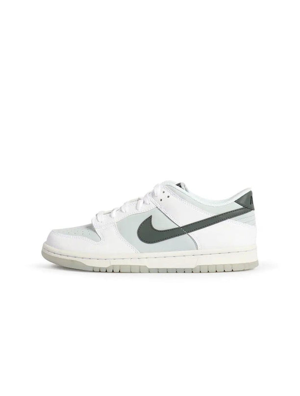 NIKE BIG KIDS DUNK LOW - WHITE/SMOKE GREY NIKE